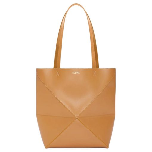 로에베 퍼즐 폴드 토트백 샤이니 카프스킨 웜 데저트(L25.5*W14.5*H31.5cm)